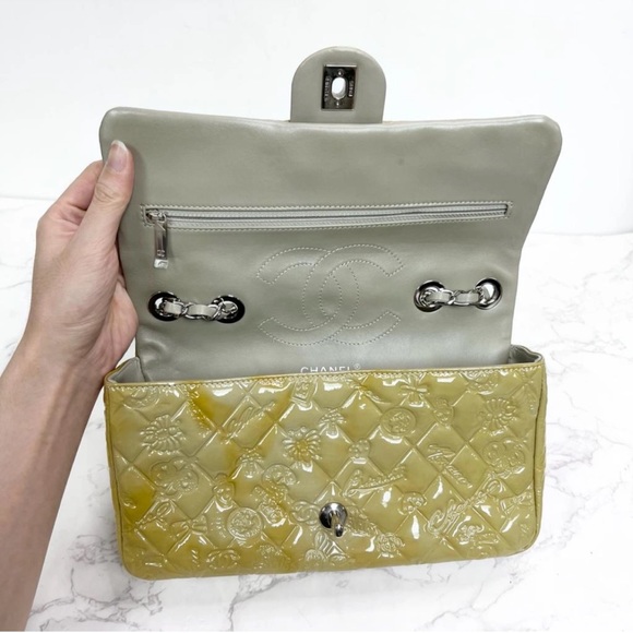 Chanel patent leather flap bag - Picture 5 of 8